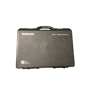 Shure Plastic Microphone Case